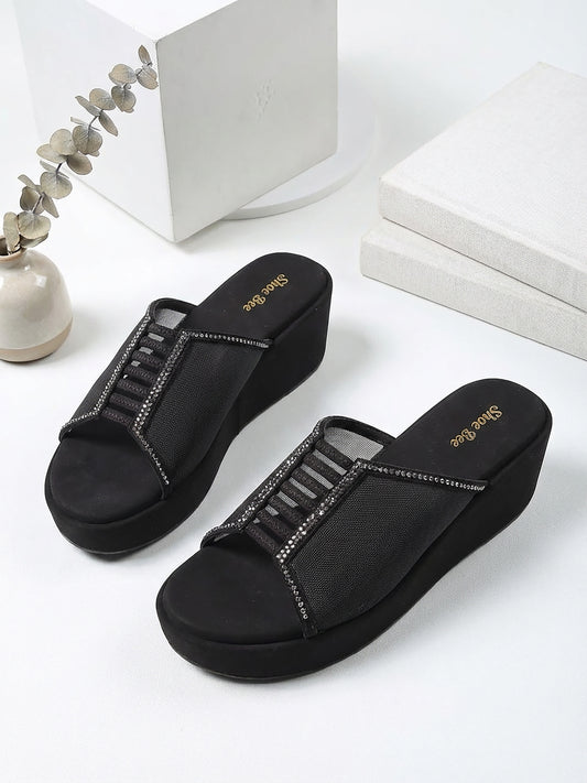 Wide Band Heels