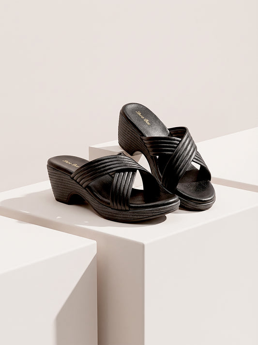 Cross-Strap Wedge Chappal