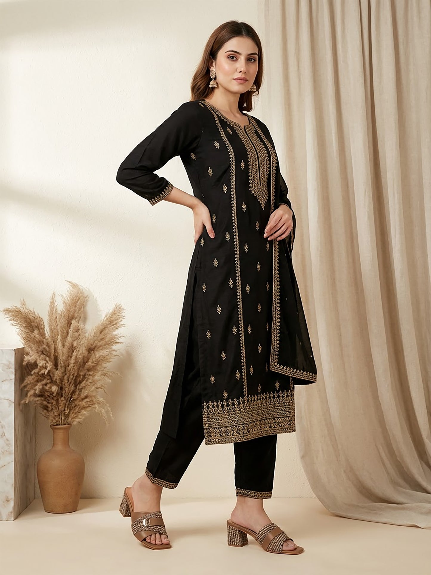 Textured Slip-On Chappal