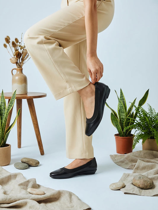 Black Comfort Heel