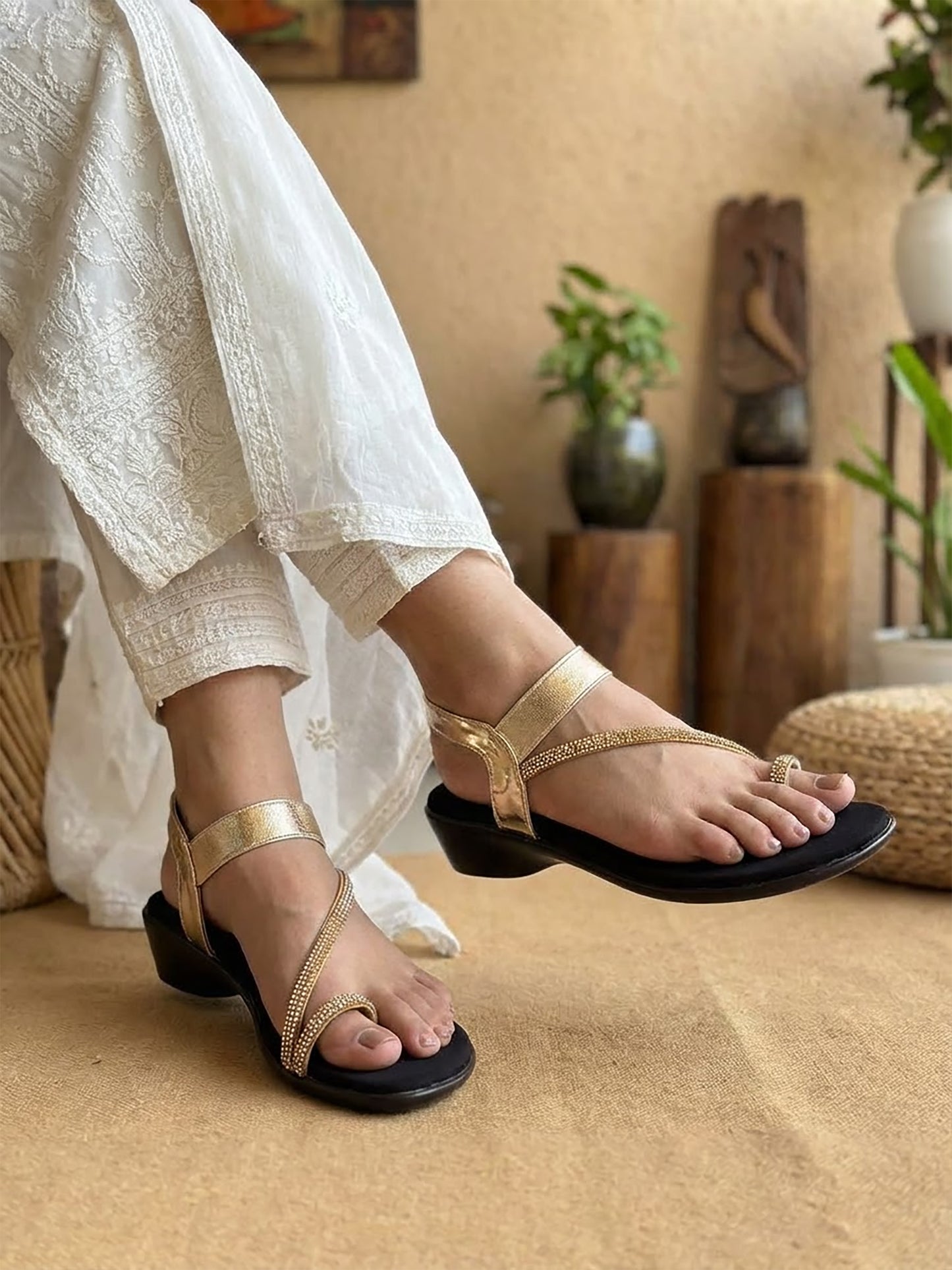 Toe Ring Mule - Shimmering Straps