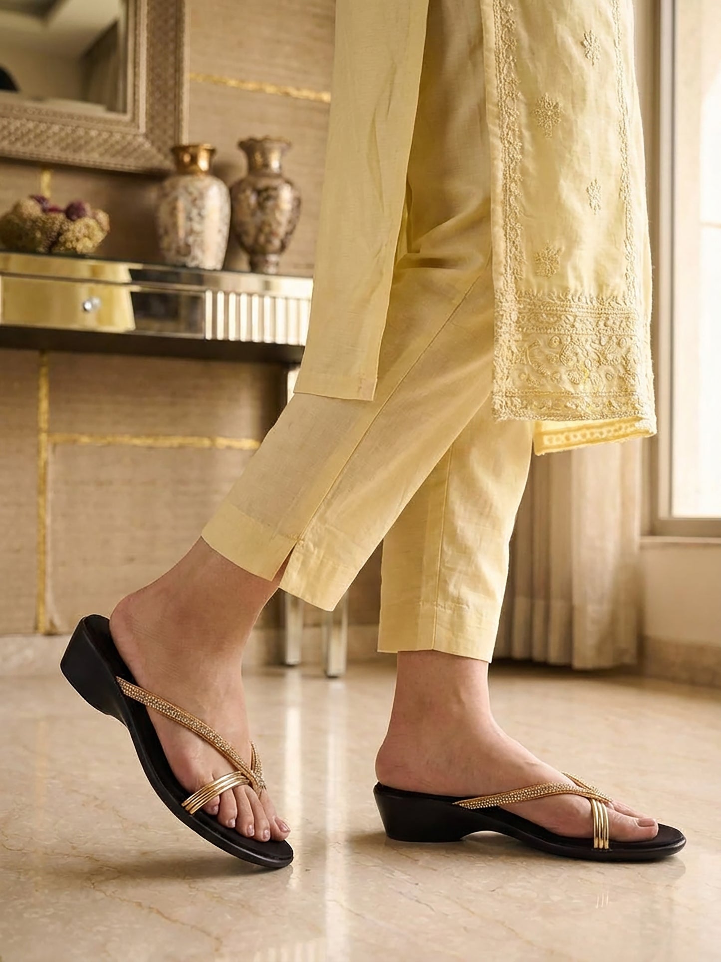 Toe Ring Mules- Metallic Strap