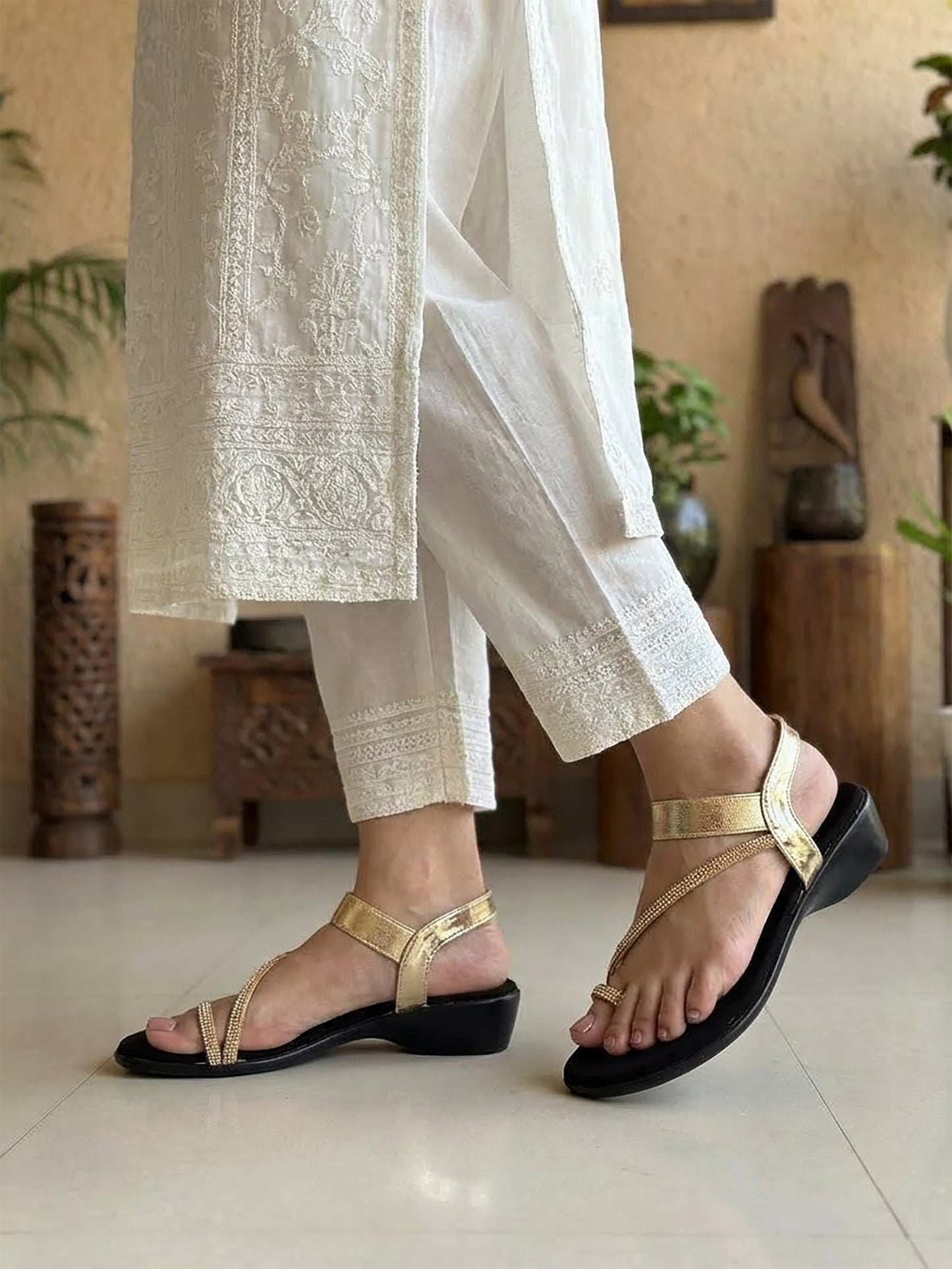 Toe Ring Mule - Shimmering Straps