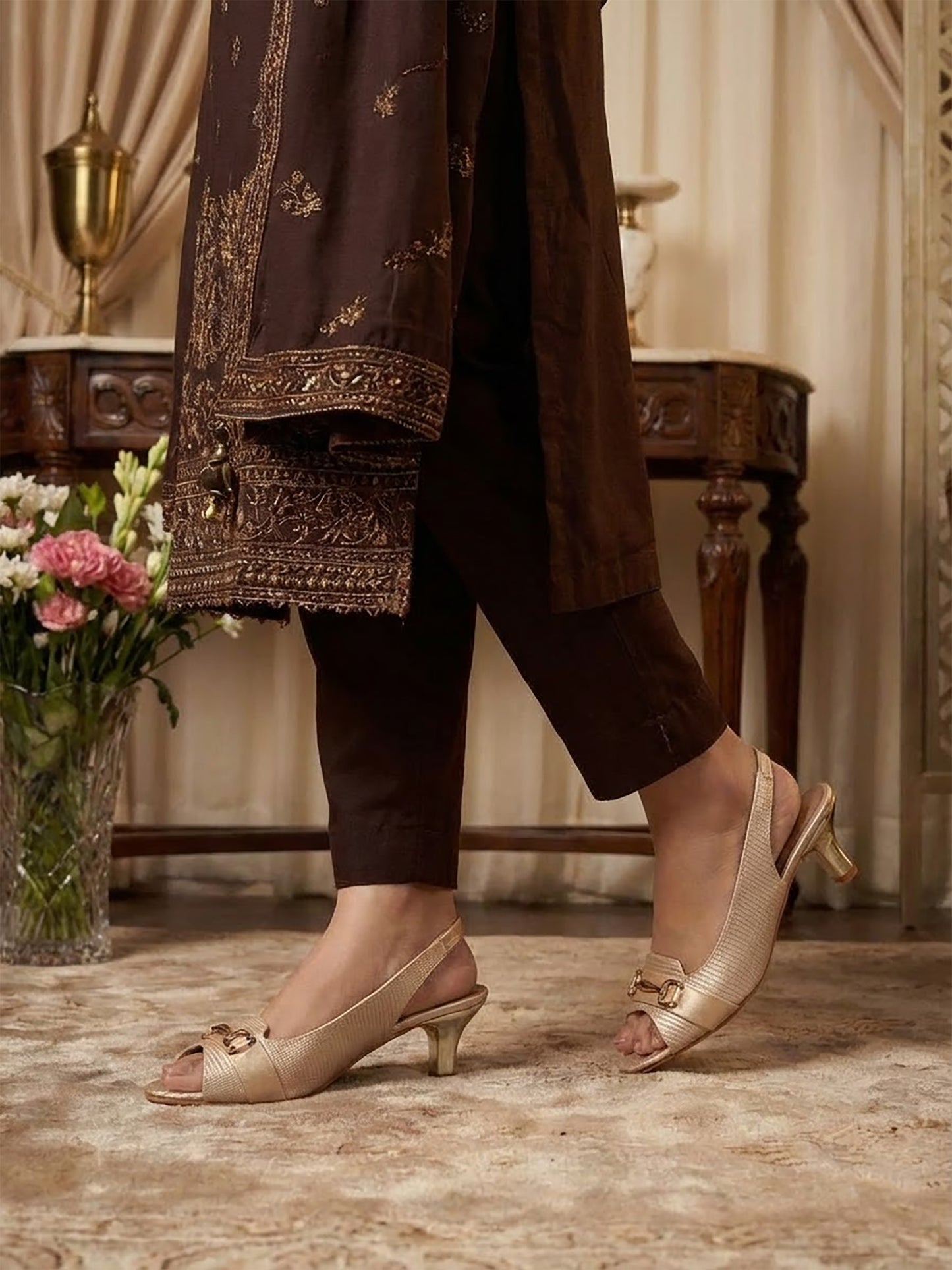 Peep Toe Kitten Heel